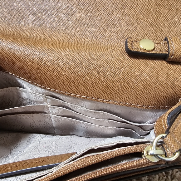 SOLD - Michael Kors Crossbody Purse - Picture 5 of 13